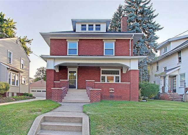 Property at 811 Broad Ave NW, Canton, OH 44708, 3 beds, 1 bath
