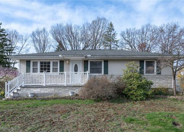 Property at 3365 Herbert St, Mogadore, OH 44260, 3 beds, 1.5 baths