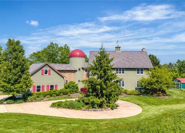 Property at 1350 Bell Rd, Chagrin Falls, OH 44022, 4 beds, 3.5 baths