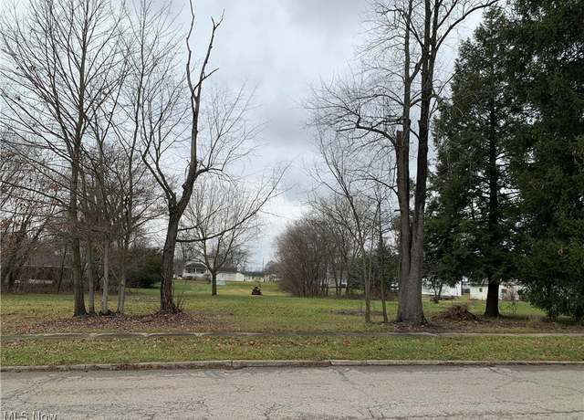 Property at Summit Ave, Niles, OH 44446