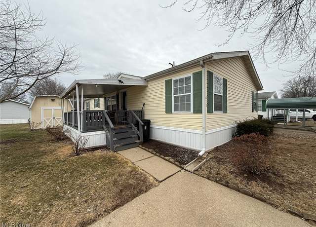 Property at 615 Sandpiper Ln SE, New Philadelphia, OH 44663, 3 beds, 2 baths