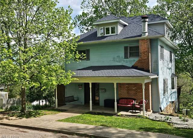 Property at 164 W High St, New Concord, OH 43762, 4 beds, 2 baths