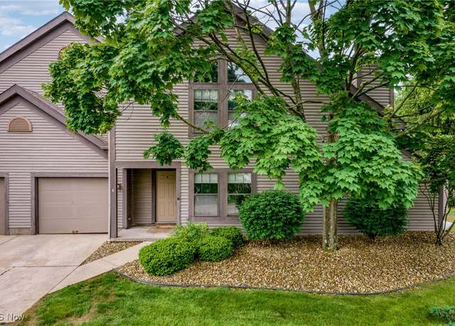 Property at 6465 Saint Andrews Dr #6, Canfield, OH 44406, 2 beds, 2.5 baths