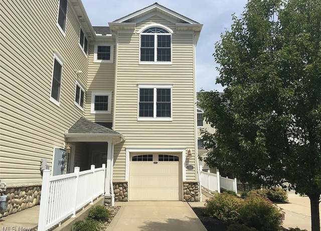 Property at 5239 Lake Dr N #305, Ashtabula, OH 44004, 3 beds, 2 baths