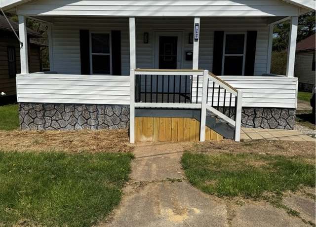 Property at 3607 Camden Ave, Parkersburg, WV 26101, 2 beds, 1 bath