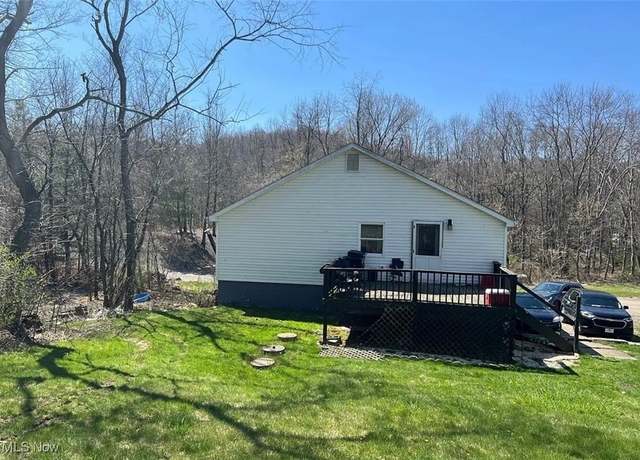 Property at 600 Marshall Turrin Dr SE, New Philadelphia, OH 44663, 3 beds, 1 bath