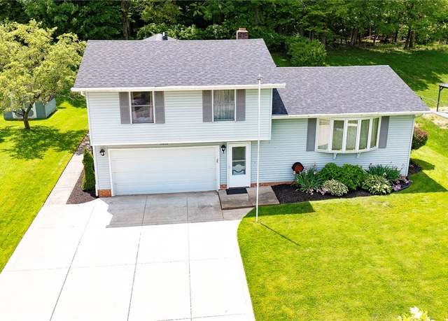 Property at 10128 Belmeadow Dr, Twinsburg, OH 44087, 5 beds, 3 baths