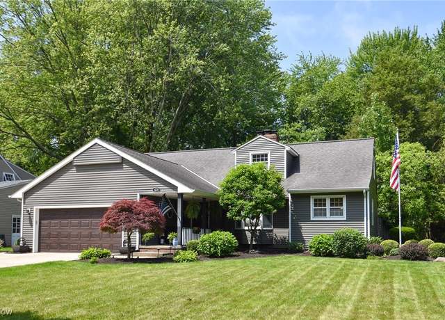 Property at 428 Bates Dr, Bay Village, OH 44140, 4 beds, 2.5 baths