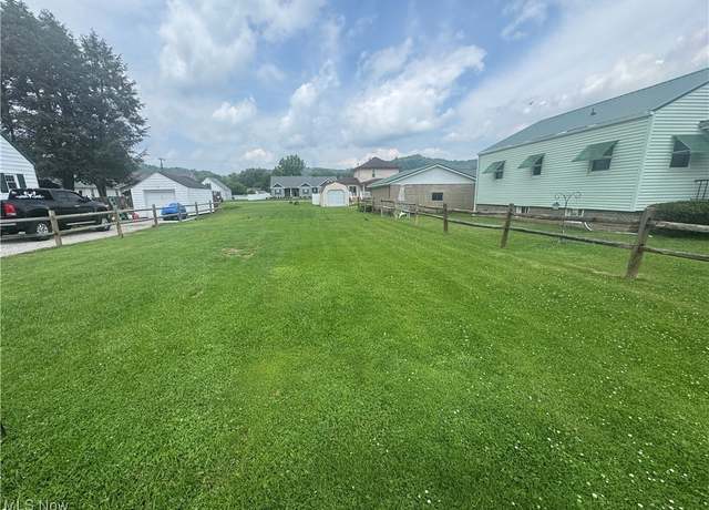 Property at S 4th Ave, WV 26159
