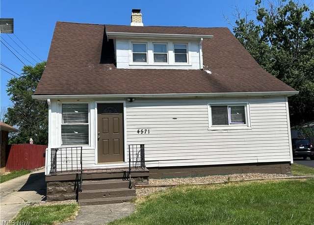 Property at 4571 W 157th St, Cleveland, OH 44135, 5 beds, 3 baths
