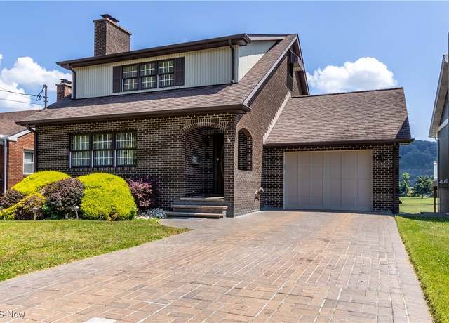 Property at 700 Vine St, Tiltonsville, OH 43963, 3 beds, 2 baths