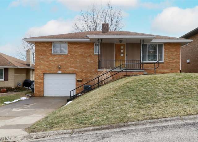 Property at 3137 Whitehaven Blvd, Steubenville, OH 43952, 3 beds, 2 baths
