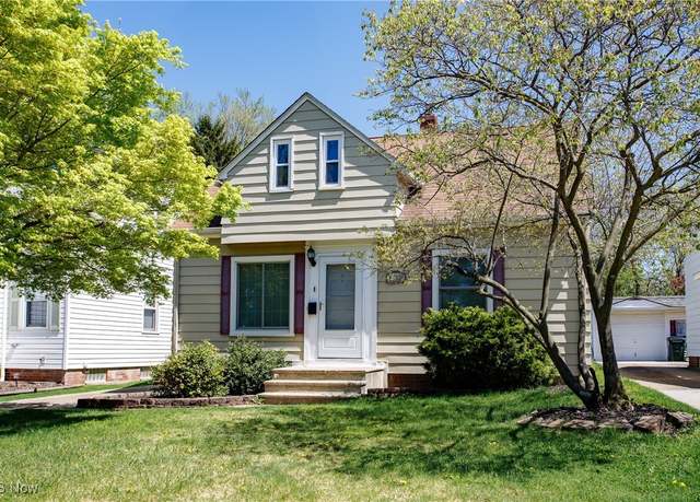 Property at 5033 E 115th St, Garfield Heights, OH 44125, 3 beds, 2 baths