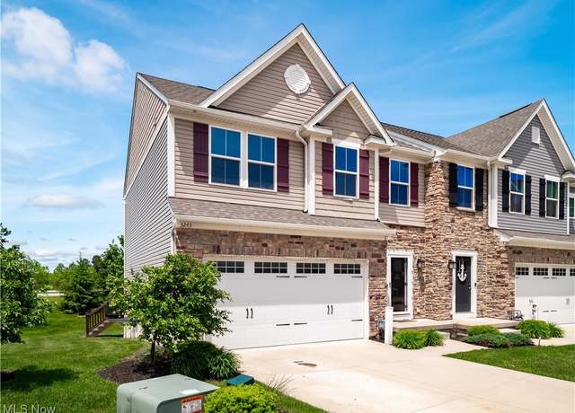 Property at 3243 Broadleaf Way, Brunswick, OH 44212, 3 beds, 2.5 baths