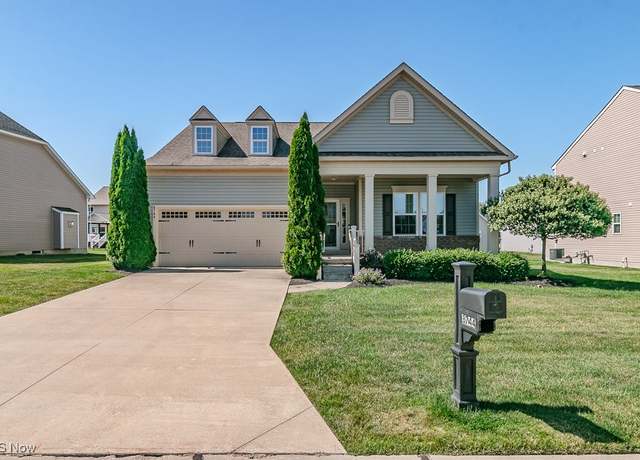 Property at 8744 Blue Heron Way, Mentor, OH 44060, 3 beds, 2 baths