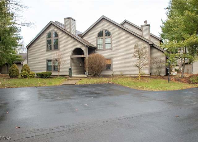 Property at 1263 Red Tail Hawk Ct Bldg 17 Unit 2, Youngstown, OH 44512, 2 beds, 2 baths