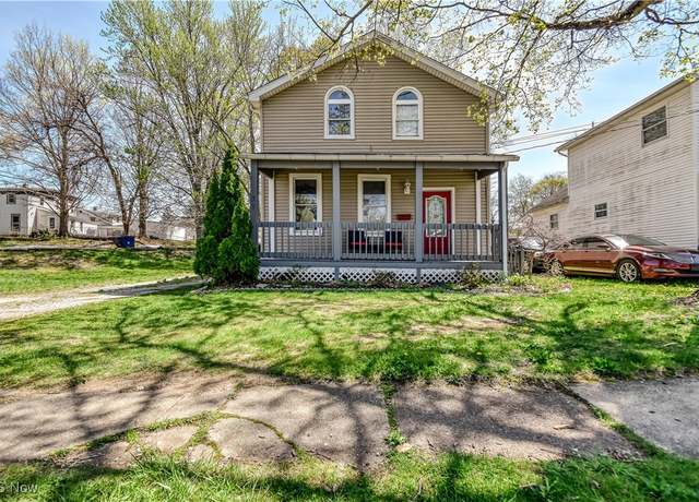 Property at 37 S Cedar St, Geneva, OH 44041, 3 beds, 1.5 baths