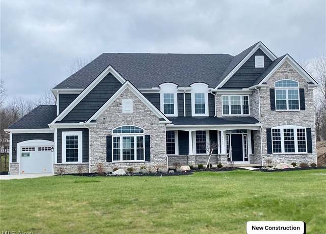 Property at 2662 Hidden Pine Ln #15, Hinckley, OH 44233, 4 beds, 4 baths