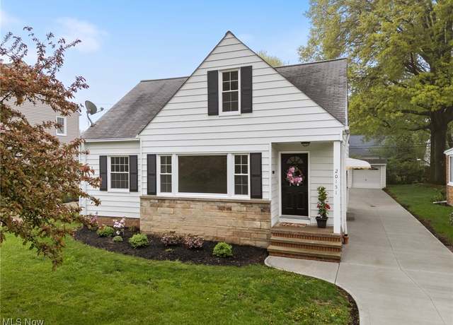 Property at 20151 Bonnie Bank Blvd, Rocky River, OH 44116, 4 beds, 2.5 baths