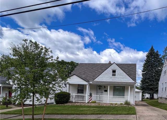 Property at 1734 Highview Ave, Akron, OH 44301, 3 beds, 2 baths