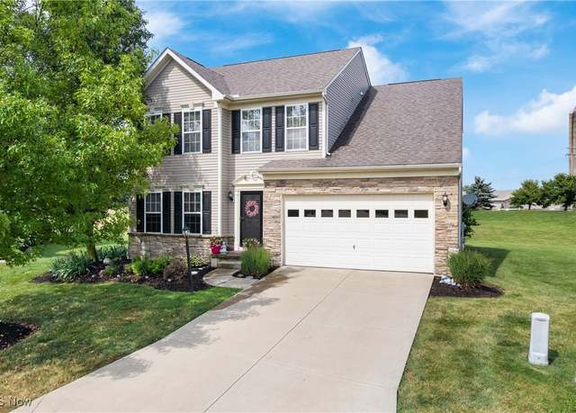 Property at 3135 Crooked Creek Cir, Medina, OH 44256, 4 beds, 3 baths