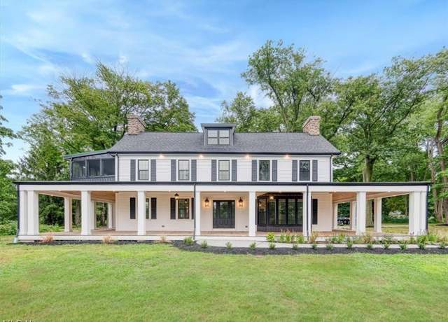 Property at 35401 Hanna Rd, Willoughby Hills, OH 44094, 5 beds, 5 baths