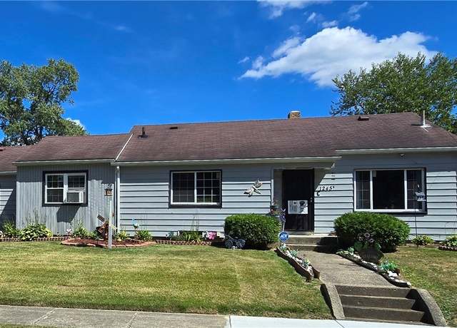 Property at 1245 Greenwood Ave, Akron, OH 44320, 3 beds, 2 baths