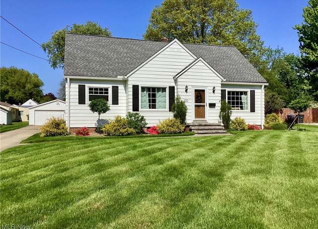 Property at 100 N Hawkins Ave, Akron, OH 44313, 3 beds, 1 bath