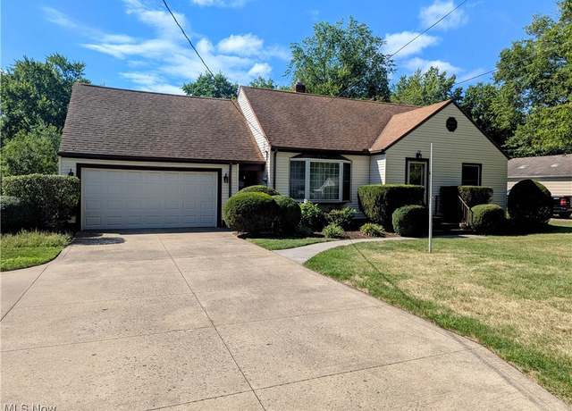 Property at 25715 Westwood Rd, Westlake, OH 44145, 4 beds, 1.5 baths