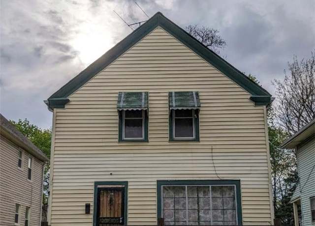 Property at 1124 E 114th St, Cleveland, OH 44108, 3 beds, 1 bath