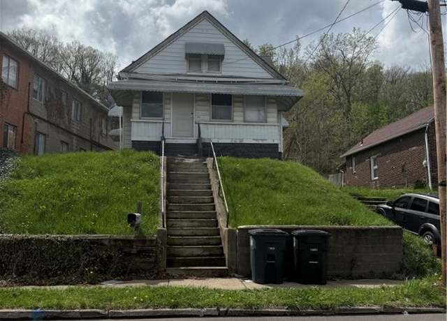 Property at 1814 Manchester Rd, Akron, OH 44314, 2 beds, 1 bath