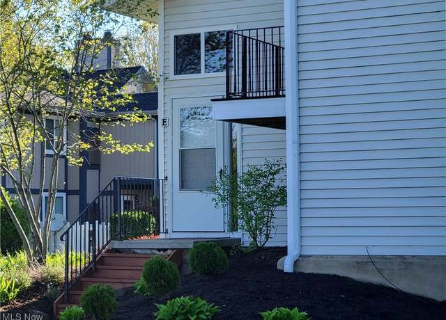 Property at 8970 Portage Pointe Dr Unit 7-E, Streetsboro, OH 44241, 3 beds, 2 baths