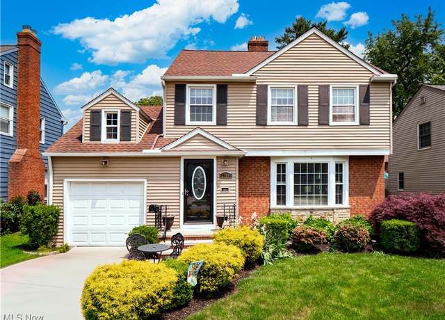 Property at 2799 Hampton Rd, Rocky River, OH 44116, 3 beds, 1.5 baths