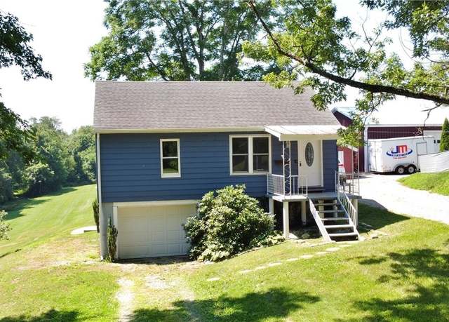Property at 2660 Ridge Rd, Zanesville, OH 43701, 2 beds, 1 bath