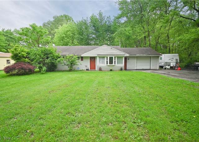 Property at 1865 Park Dr, Niles, OH 44446, 3 beds, 1 bath