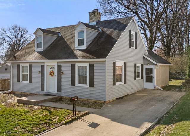 Property at 529 Bank St, Ashland, OH 44805, 4 beds, 1 bath