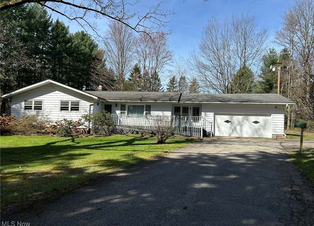 Property at 11126 Fowlers Mill Rd, Chardon, OH 44024, 3 beds, 2.5 baths