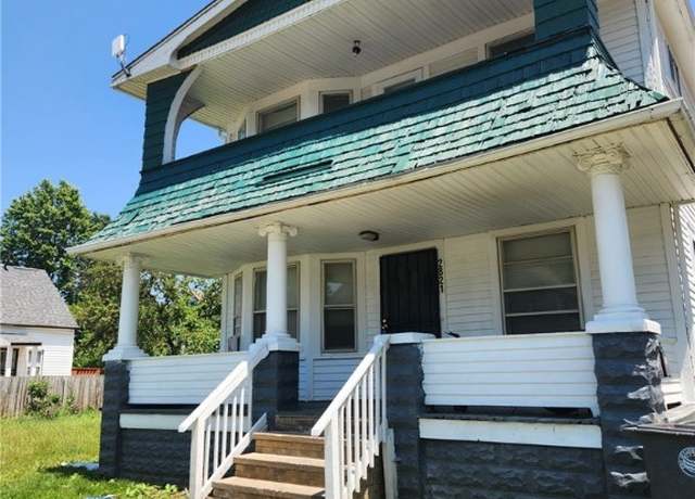 Property at 2821 E 122nd St, Cleveland, OH 44120, 4 beds, 2 baths