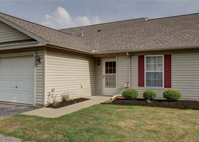 Property at 4481 Oneil Blvd Unit B, Lorain, OH 44055, 2 beds, 2 baths