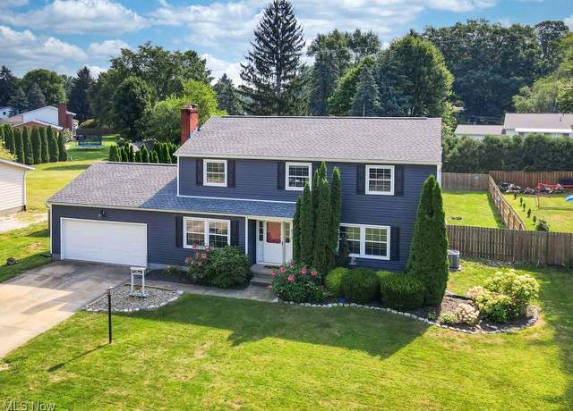 Property at 473 Gresham Dr, Fairlawn, OH 44333, 4 beds, 2.5 baths