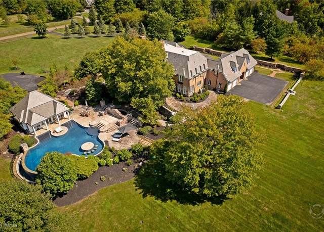 Property at 7325 Calley Ln, Novelty, OH 44072, 4 beds, 8.5 baths
