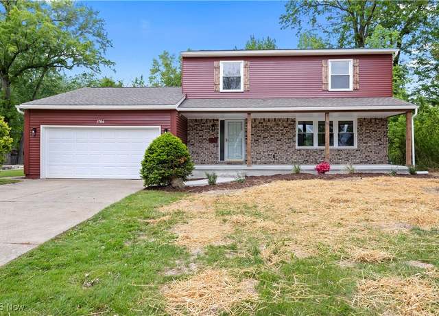 Property at 1704 Emerald Dr, Lorain, OH 44053, 4 beds, 2.5 baths