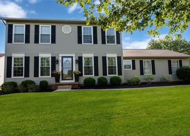 Property at 10974 Newbury Ave NW, Uniontown, OH 44685, 4 beds, 3.5 baths