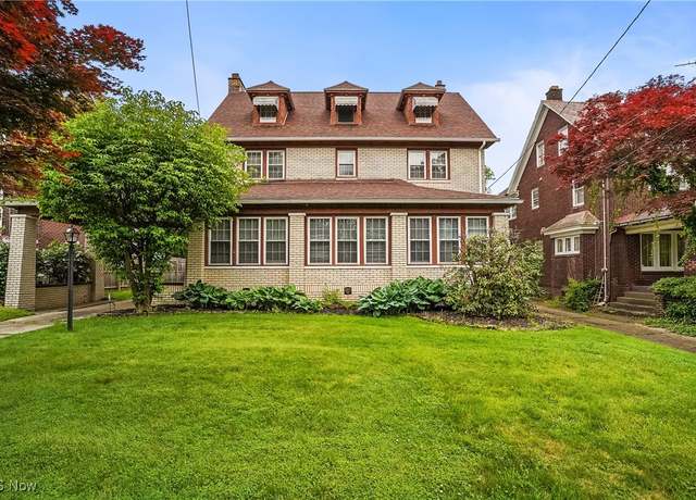 Property at 1829 Coronado Ave, Youngstown, OH 44504, 6 beds, 4 baths