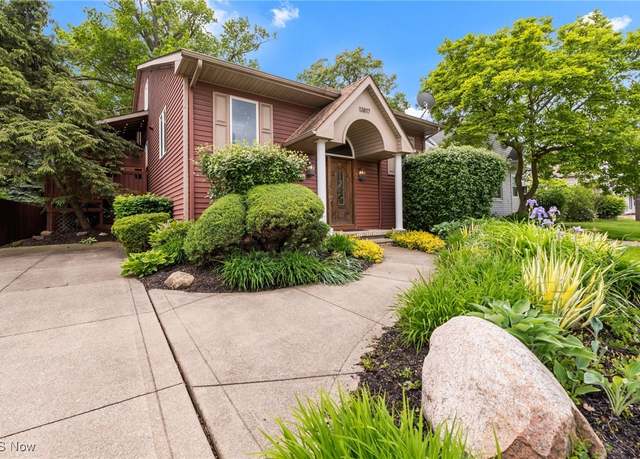 Property at 13817 Lakewood Heights Blvd, Lakewood, OH 44107, 3 beds, 2.5 baths