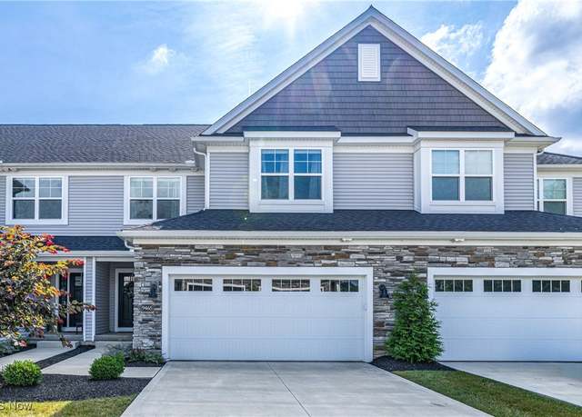 Property at 9465 Aquila Ct, Broadview Heights, OH 44147, 3 beds, 2.5 baths