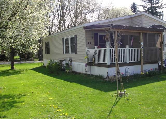 Property at 13 Cherokee, Creston, OH 44217, 3 beds, 2 baths