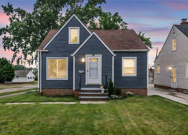 Property at 3434 Klusner Ave, Parma, OH 44134, 3 beds, 1.5 baths