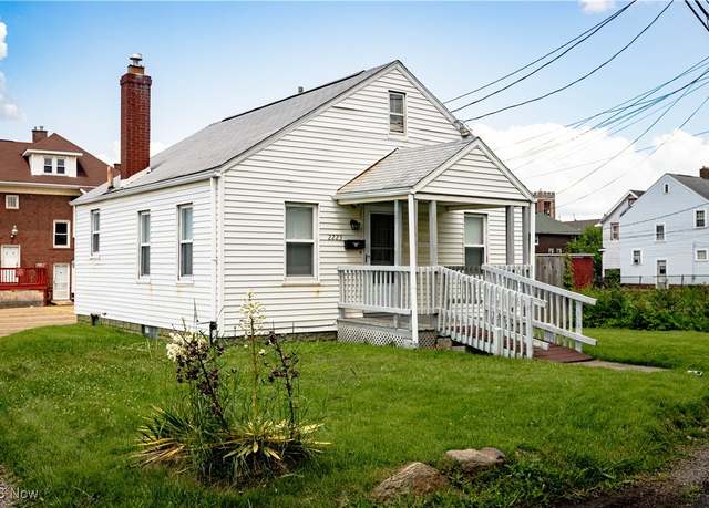 Property at 2223 Geltz Ct NW, Canton, OH 44709, 2 beds, 1 bath