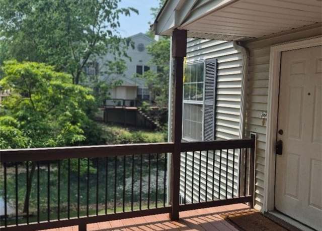 Property at 2004 Stoney Run Cir, Broadview Heights, OH 44147, 1 bed, 1 bath